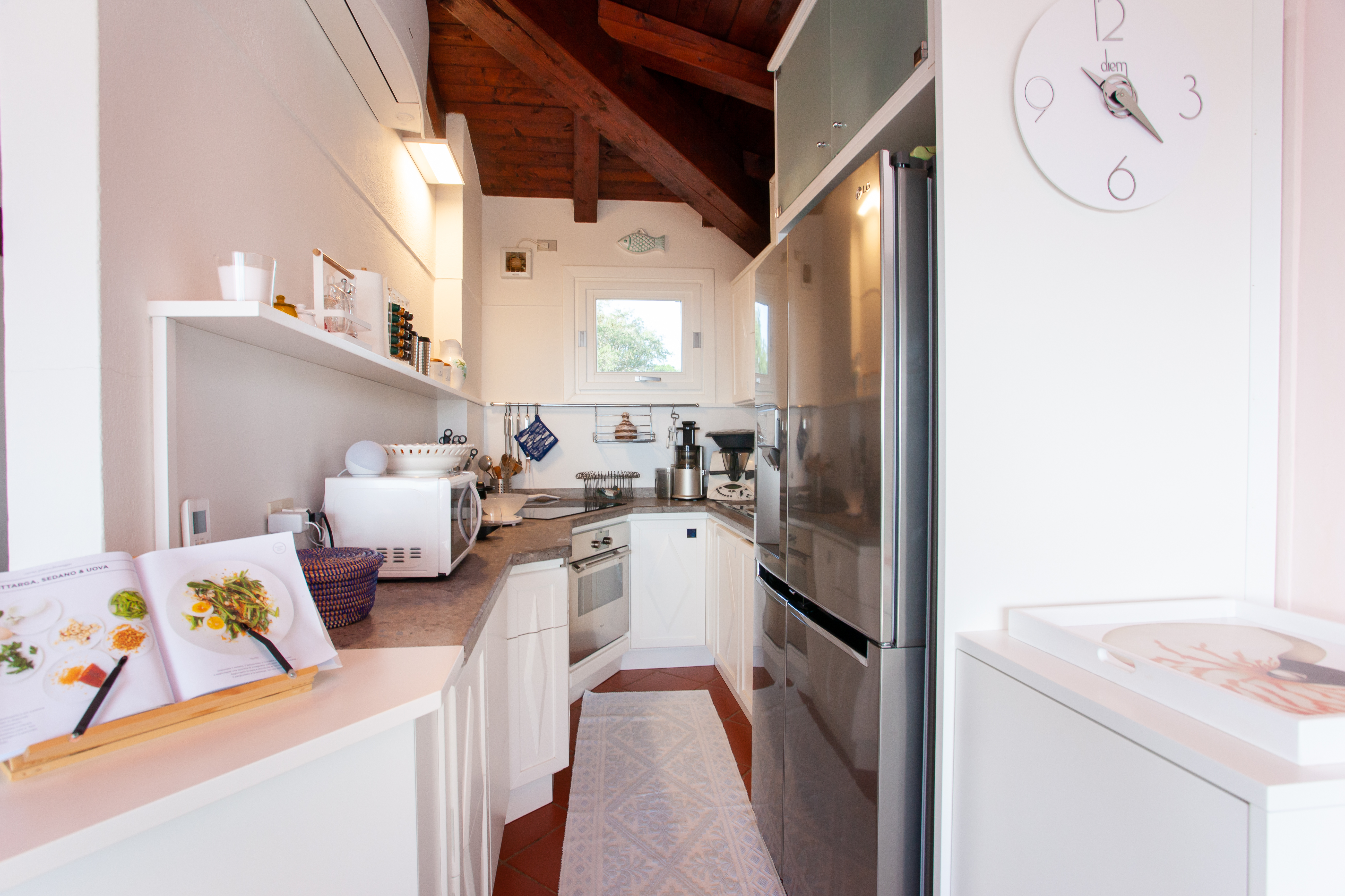 Cucina attrezzata - vista 1